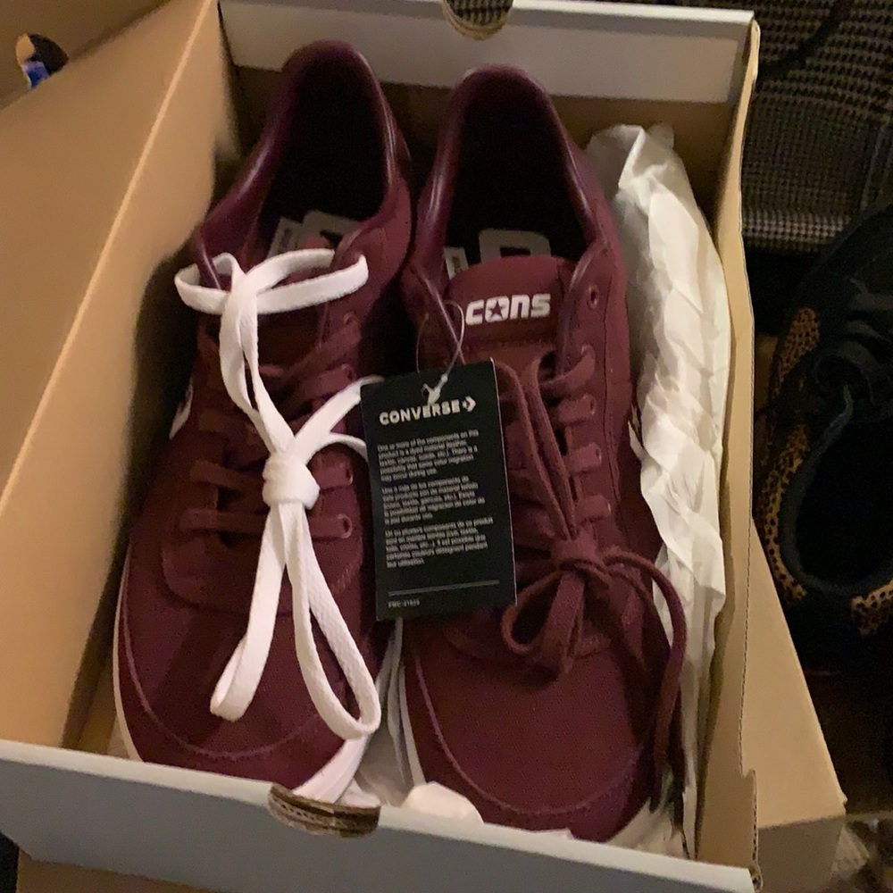 Converse sneakers- brand new size 13.5
